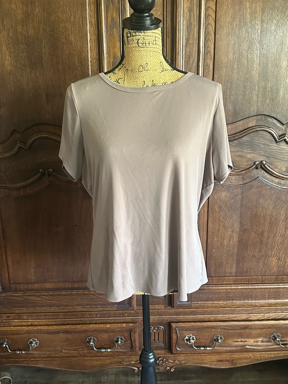 TravelSmith Taupe Short Sleeve Crewneck Top